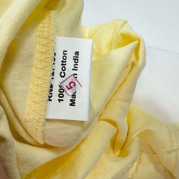 Queer Eye Tee Shirt Mens Small I love A Picklew LGBTQ Pride Yellow Top New - Picture 8 of 8